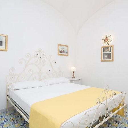 קאפרי Marlin Guest House חדר תמונה