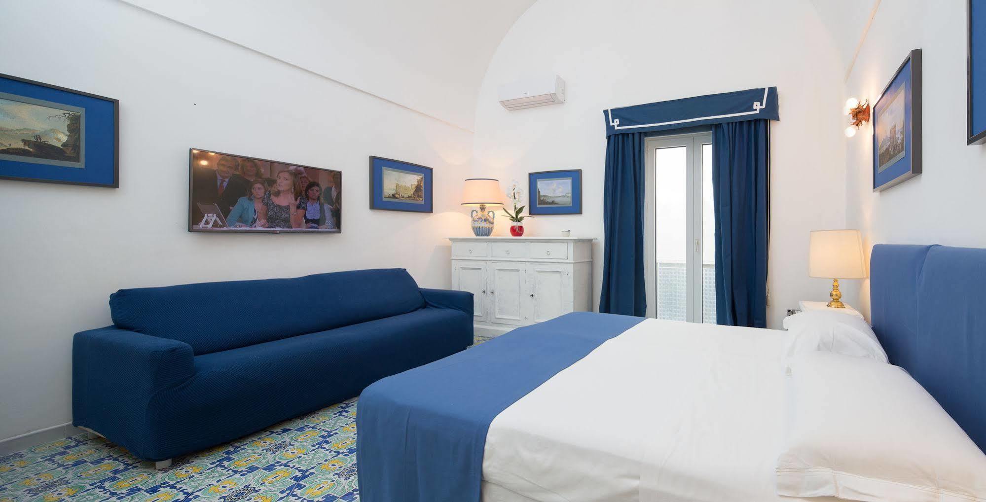 קאפרי Marlin Guest House מראה חיצוני תמונה